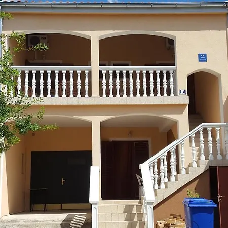 Apartment 11683b Starigrad Paklenica