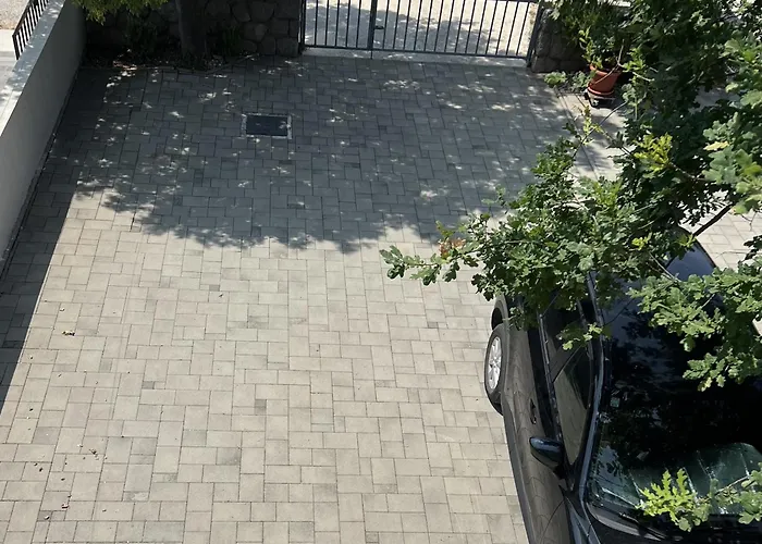 11683b Starigrad Paklenica